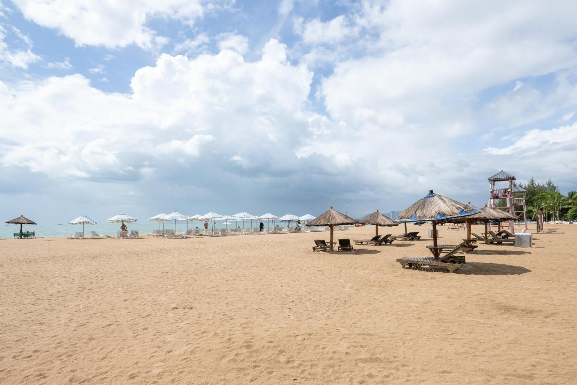 Puhai Sea View Apt By Hailan Tour At Sanya Yazhou Bay#Only 100 Meters To Beach And Sea Swimming Area Экстерьер фото